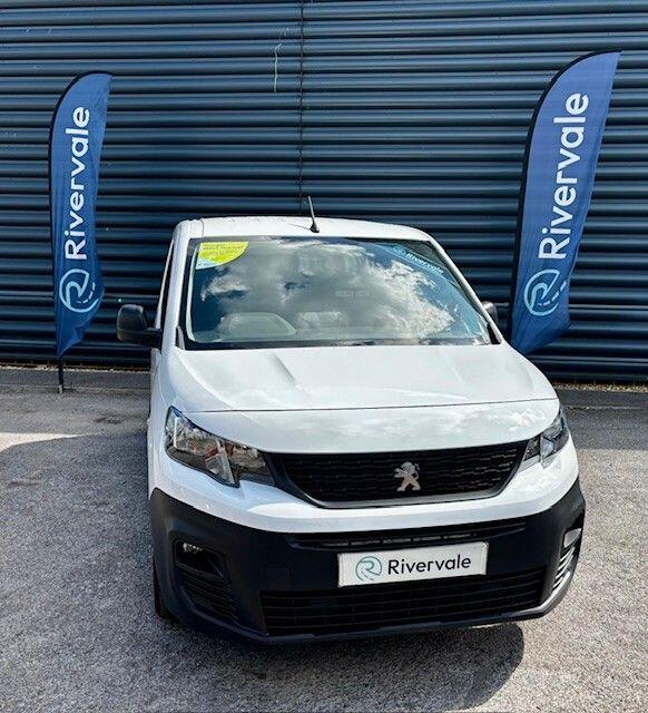 Peugeot Partner image 2